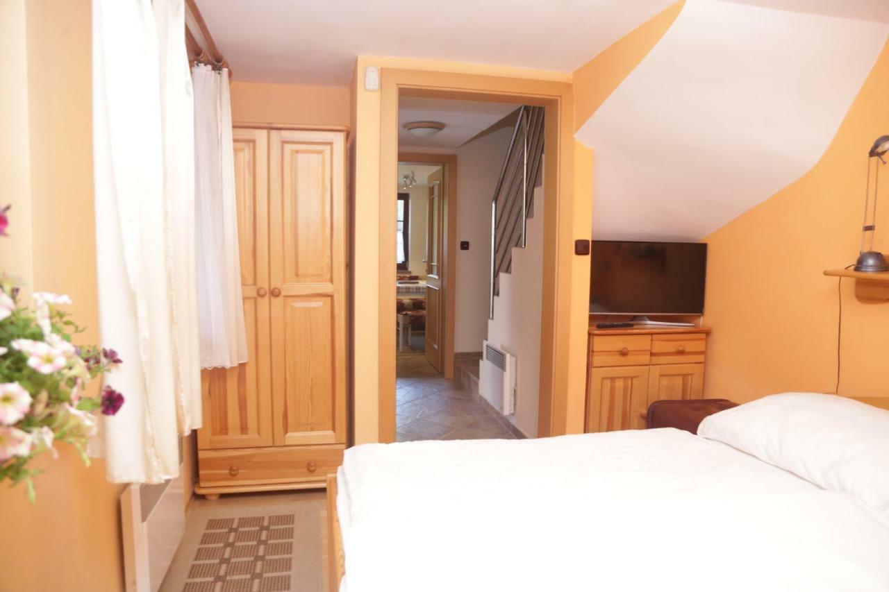 Apartman Kristina Ivachnova 49 Bešeňová Exterior foto