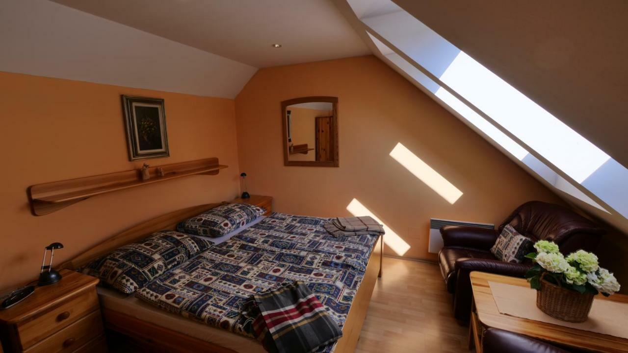Apartman Kristina Ivachnova 49 Bešeňová Exterior foto